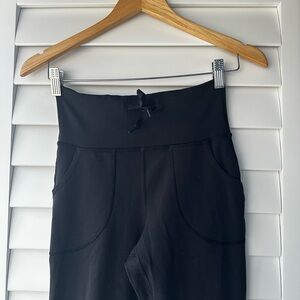 Lululemon black straight leg leggings with drawstring, size 4 (luon)